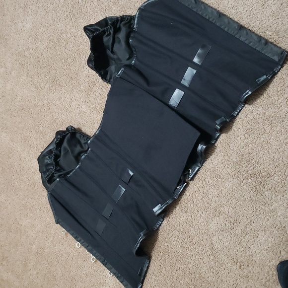 Gothicxo Black Corset Goth Emo Punk Metal Clasps Size XL Steampunk Gothic xo - Picture 8 of 11